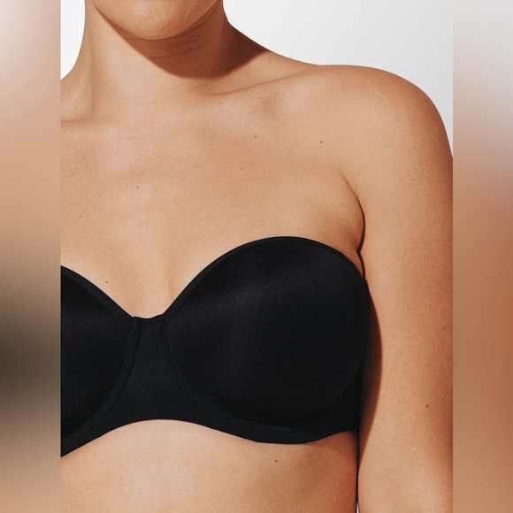 ThirdLove — 24/7 Classic Black Strapless Bra with Detachable Straps - Picture 8 of 8